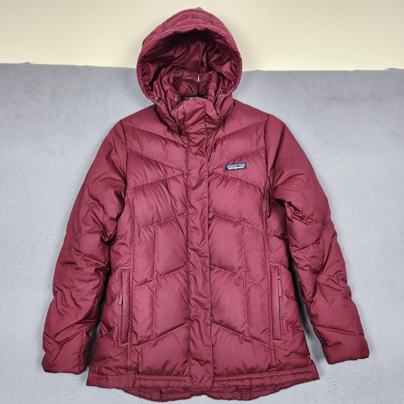 Patagonia Down With It Jacket Womens Small Red Hooded Down Puffer Sty28041